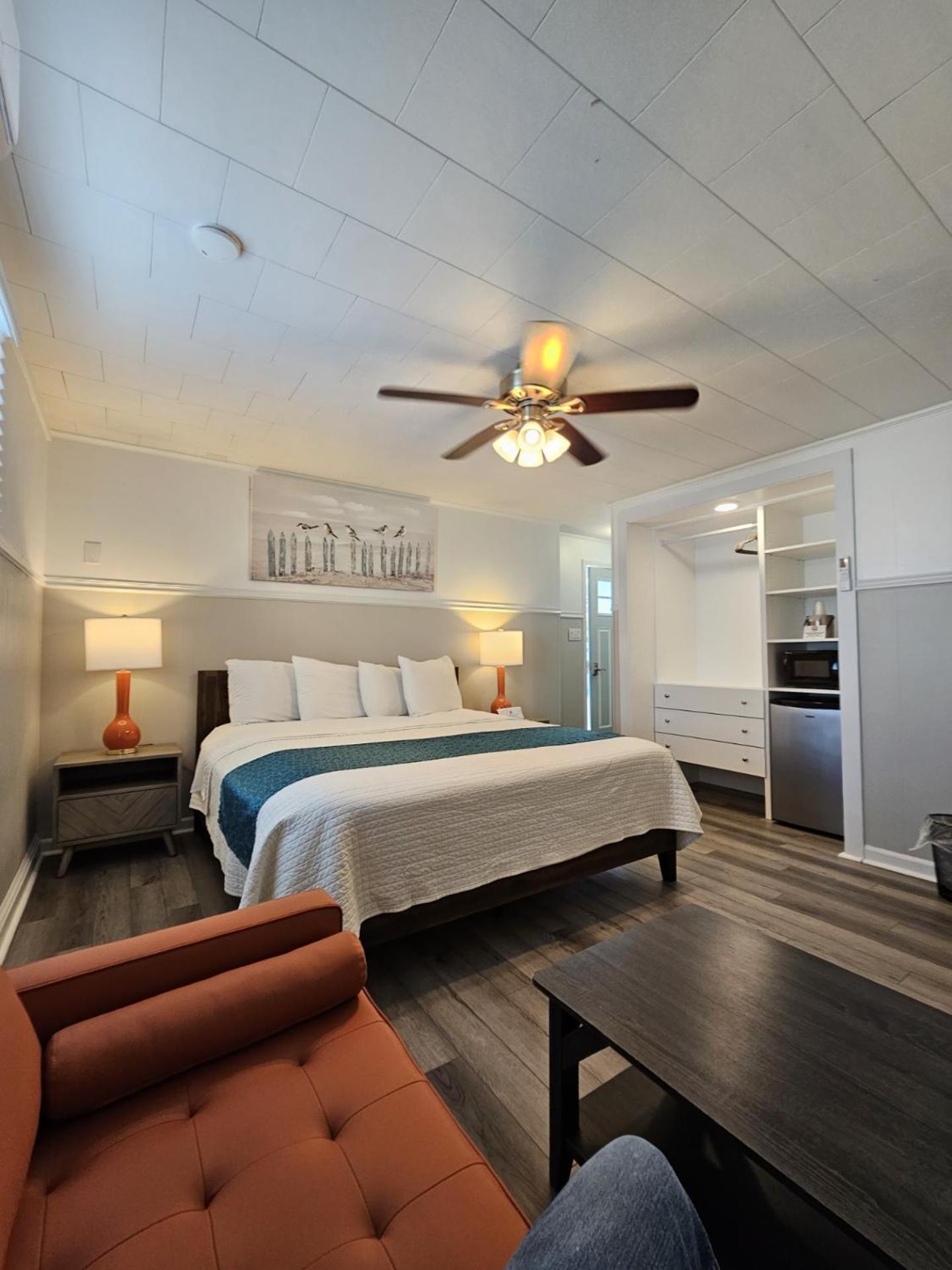 مانتيو Island Guesthouse And Motel Obx المظهر الخارجي الصورة