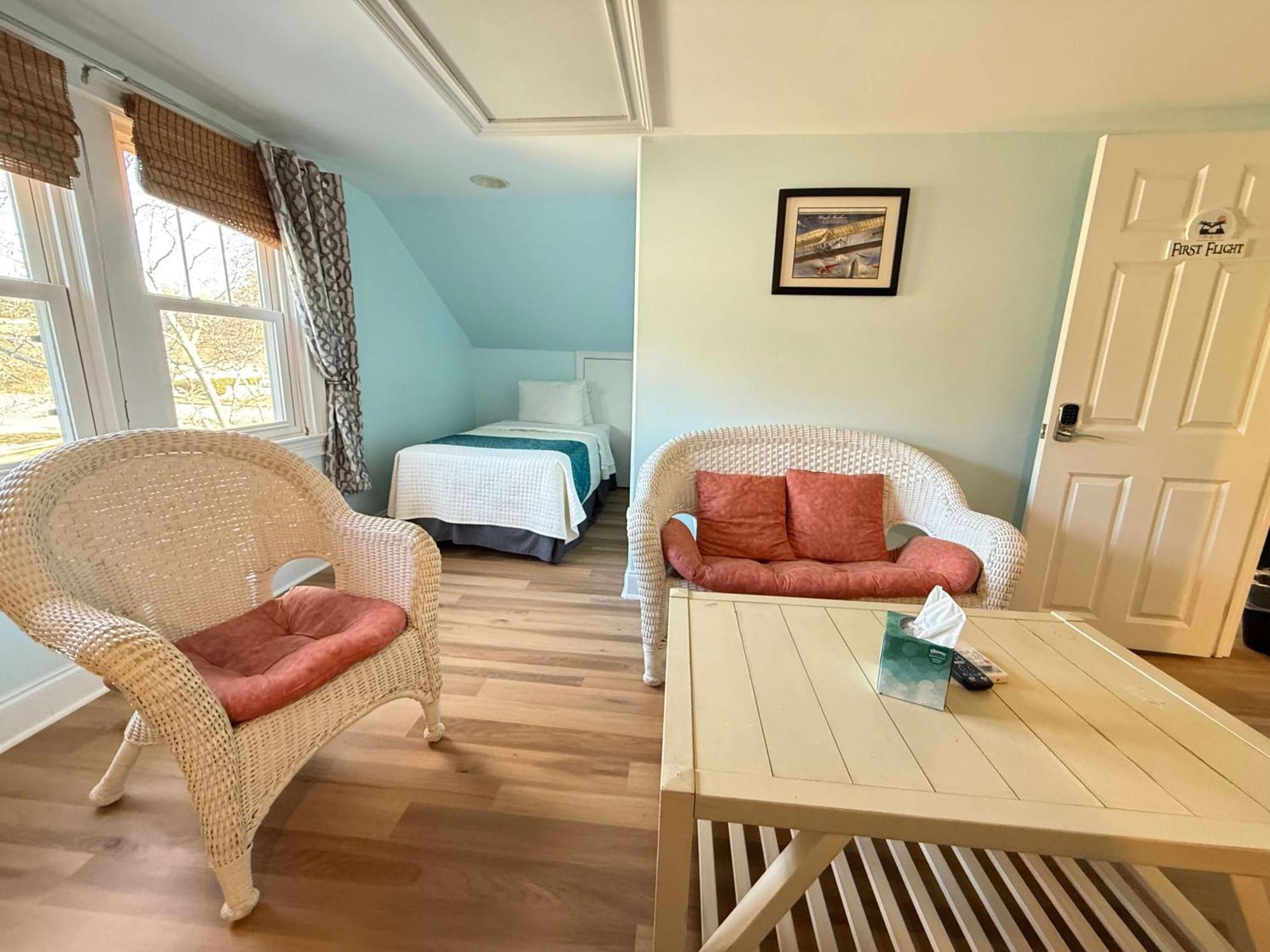 مانتيو Island Guesthouse And Motel Obx المظهر الخارجي الصورة